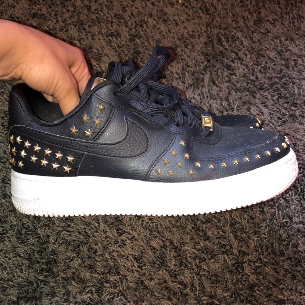 nike air force 1’s (only worn 3 times)
